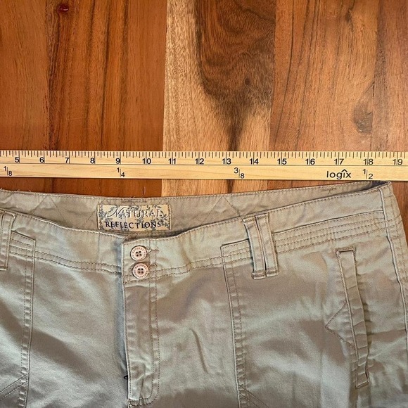 Cream cargo pants with elastic waistband and multiple pockets size 18 - Picture 4 of 6